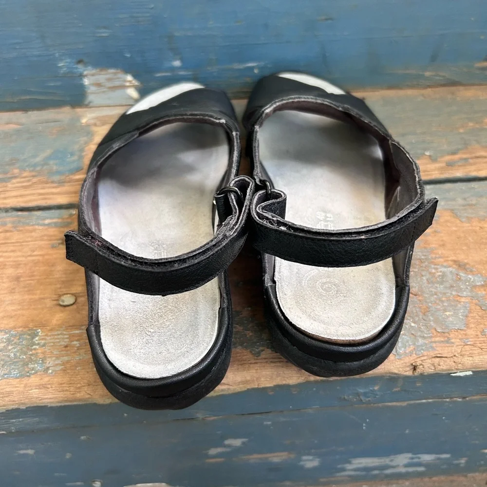 NAOT NIHO Strappy Sandal - Picture 3 of 16